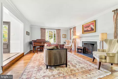 Living - 509 Northfield Rd, Devon, PA 19333 photo 2 of 4