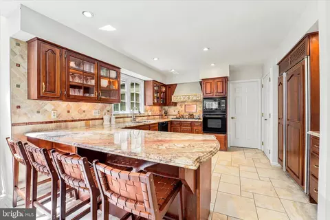 Kitchen - 509 Northfield Rd, Devon, PA 19333 photo 4 of 5