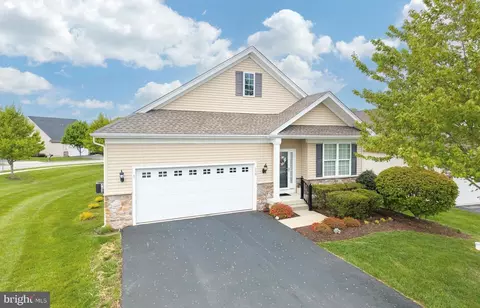 200 Gaston Ln, Coatesville, PA 19320