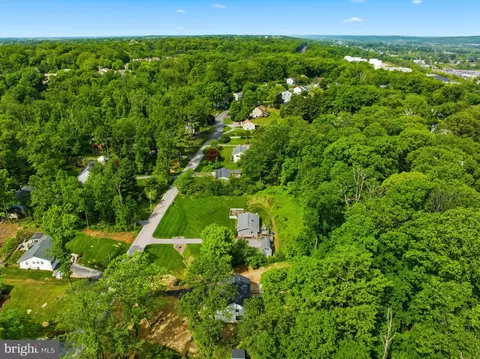 View/Area - 77 Spring Rd, Malvern, PA 19355 photo 8 of 12