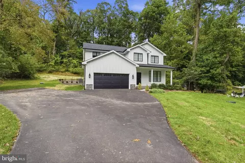 Exterior - 77 Spring Rd, Malvern, PA 19355 photo 16 of 24