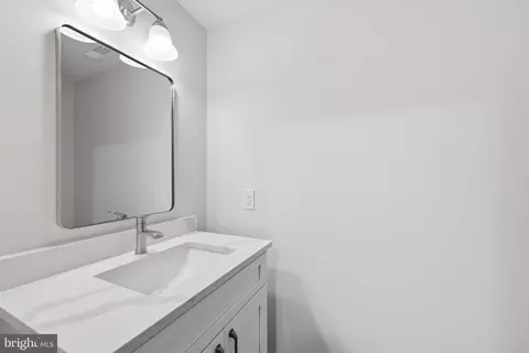 Entry Way - 77 Spring Rd, Malvern, PA 19355 photo 14 of 14