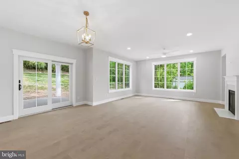 Living - 77 Spring Rd, Malvern, PA 19355 photo 11 of 11