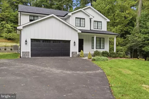 Exterior - 77 Spring Rd, Malvern, PA 19355 photo 17 of 24