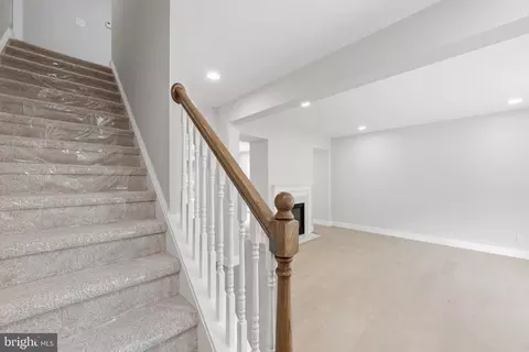 Entry Way - 77 Spring Rd, Malvern, PA 19355 photo 7 of 14