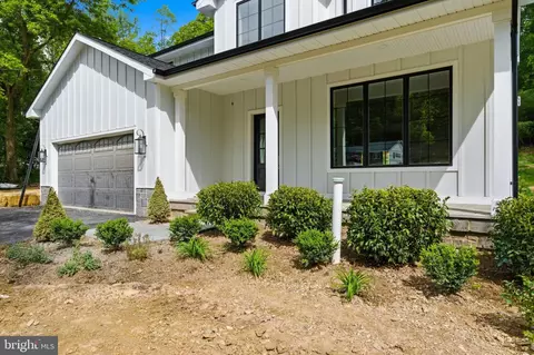 Exterior - 77 Spring Rd, Malvern, PA 19355 photo 6 of 16