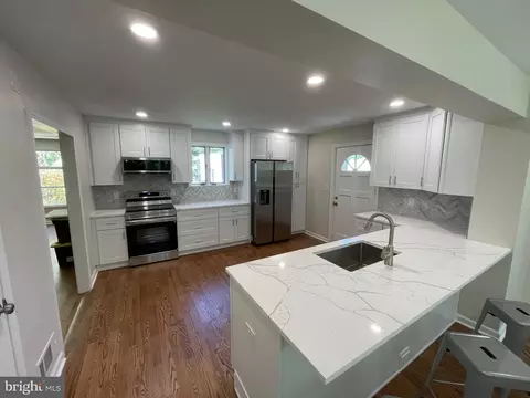 10 Yorktown Ave, West Chester, PA 19382
