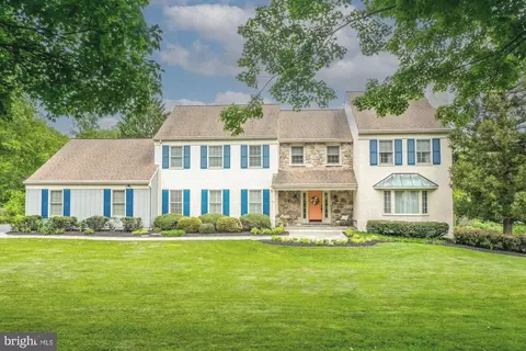 870 Silverwood Dr, West Chester, PA 19382