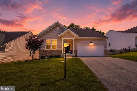 22 Heron Ln, Coatesville, PA 19320