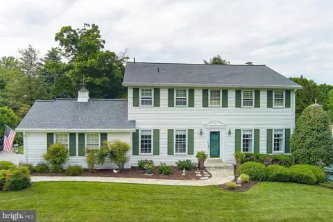 495 Winston Way, Berwyn, PA 19312