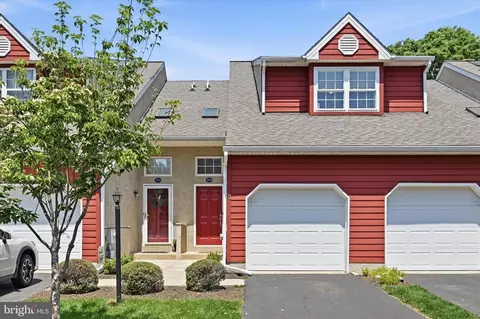303 Worington Dr #303, West Chester, PA 19382