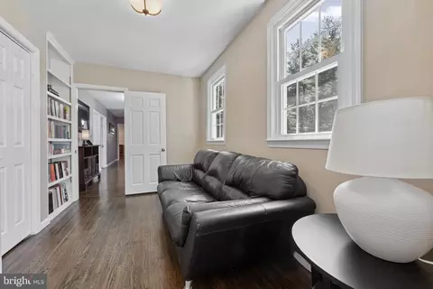 Entry Way - 686 Limehouse Rd, Wayne, PA 19087 photo 10 of 14