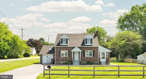 75 Country Club Rd, Coatesville, PA 19320