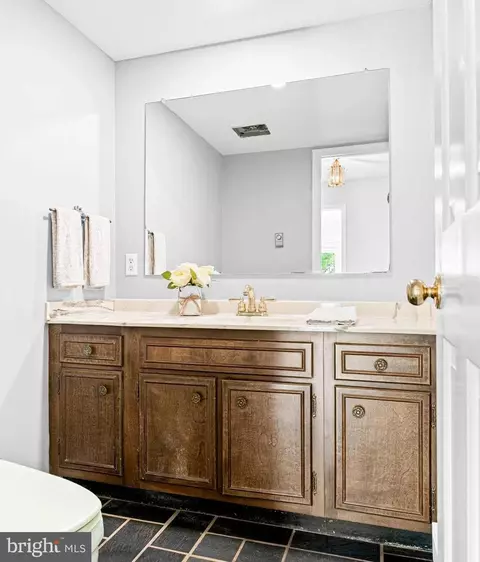 Bath - 533 Gulph Rd, Wayne, PA 19087 photo 1 of 4