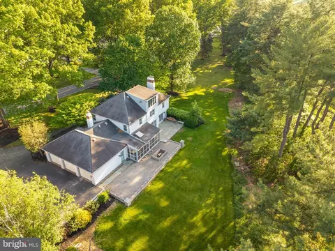 Other - 533 Gulph Rd, Wayne, PA 19087 photo 1 of 5