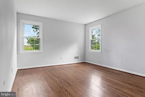 Bedroom - 533 Gulph Rd, Wayne, PA 19087 photo 1 of 3