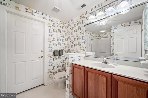 Bath - 4 Fairwind Ln, Exton, PA 19341 photo 8 of 8