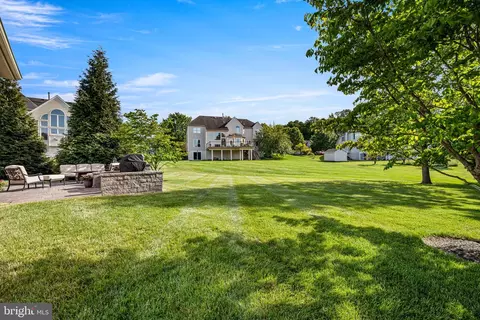 Exterior - 4 Fairwind Ln, Exton, PA 19341 photo 4 of 9