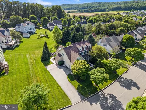 View/Area - 4 Fairwind Ln, Exton, PA 19341 photo 2 of 8