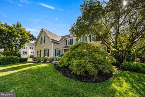 Exterior - 4 Fairwind Ln, Exton, PA 19341 photo 7 of 9