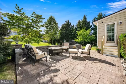 Exterior - 4 Fairwind Ln, Exton, PA 19341 photo 3 of 9