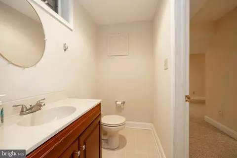 Bath - 224 Cambridge Chase, Exton, PA 19341 photo 2 of 3