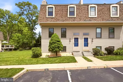 115 Spring Ln, West Chester, PA 19382