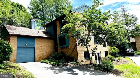 13 Painters Ln, Chesterbrook, PA 19087