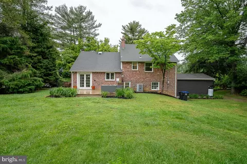 Exterior - 675 Wallace Dr, Wayne, PA 19087 photo 7 of 7