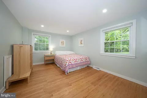 Bedroom - 675 Wallace Dr, Wayne, PA 19087 photo 3 of 5