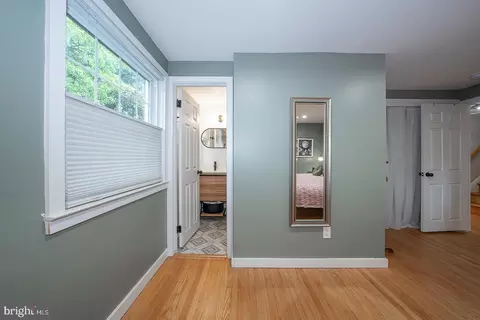 Entry Way - 675 Wallace Dr, Wayne, PA 19087 photo 5 of 7