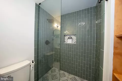 Bath - 675 Wallace Dr, Wayne, PA 19087 photo 1 of 4