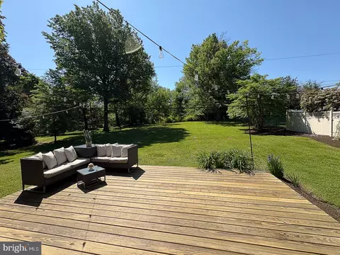 Exterior - 675 Wallace Dr, Wayne, PA 19087 photo 3 of 7