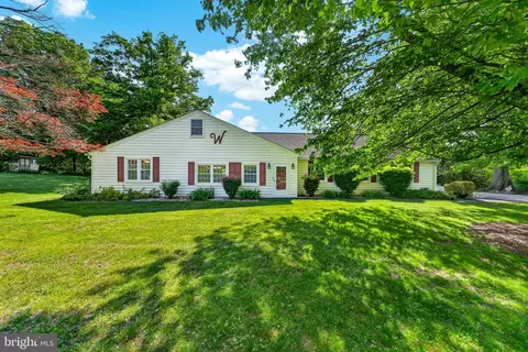 990 Ellis Woods Rd, Pottstown, PA 19465