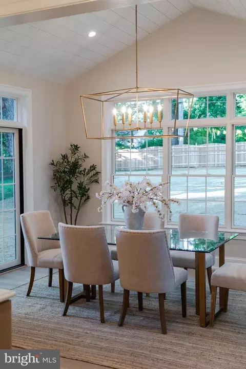 Dining - 1343 Thomas Rd, Wayne, PA 19087 photo 10 of 11