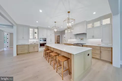 Kitchen - 1343 Thomas Rd, Wayne, PA 19087 photo 2 of 9