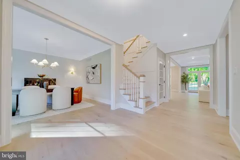Entry Way - 1343 Thomas Rd, Wayne, PA 19087 photo 2 of 21