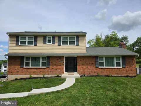 111 Skyline Dr, Landenberg, PA 19350