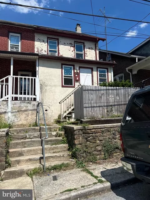 213 Union Ave, Coatesville, PA 19320