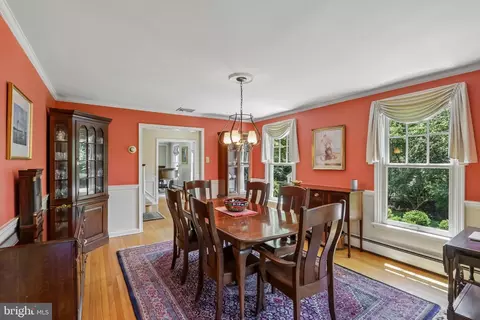 124 Ladderback Ln, Devon, PA 19333 photo 12