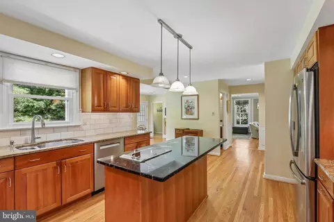 124 Ladderback Ln, Devon, PA 19333 photo 16