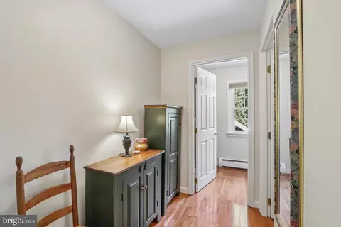 124 Ladderback Ln, Devon, PA 19333 photo 28