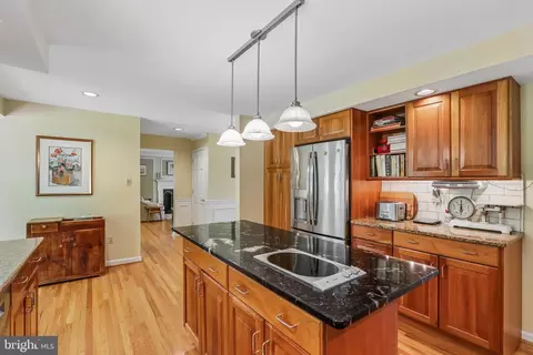 124 Ladderback Ln, Devon, PA 19333 photo 15