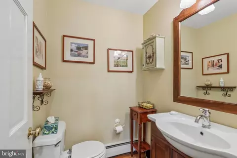 124 Ladderback Ln, Devon, PA 19333 photo 22