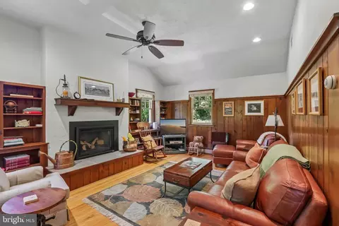 124 Ladderback Ln, Devon, PA 19333 photo 20