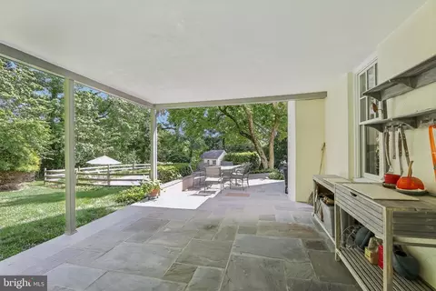 124 Ladderback Ln, Devon, PA 19333 photo 47