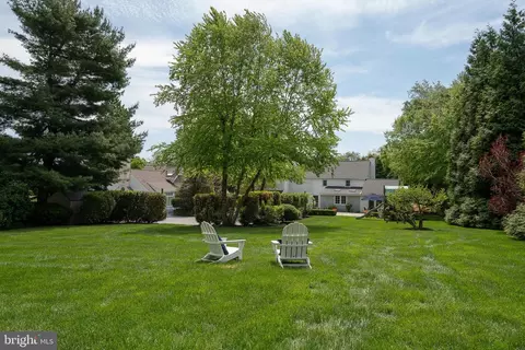 Exterior - 281 Upper Gulph Rd, Strafford, PA 19087 photo 7 of 8