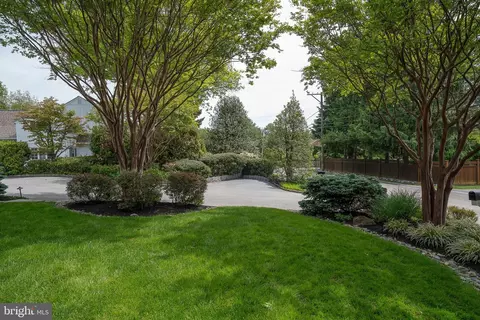 Exterior - 281 Upper Gulph Rd, Strafford, PA 19087 photo 2 of 8