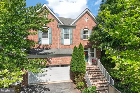 328 Dartmouth Rd, Chester Springs, PA 19425