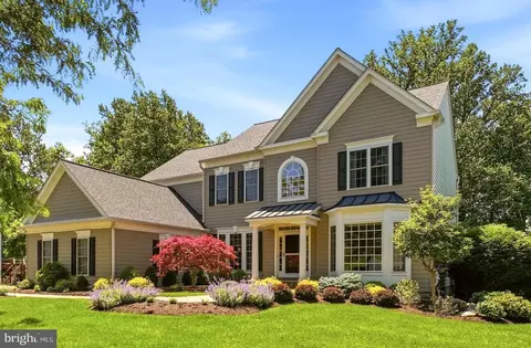 135 Magnolia Dr, Phoenixville, PA 19460